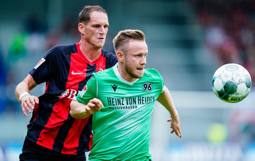 汉诺威96全员努力，团结争取士气不断高涨