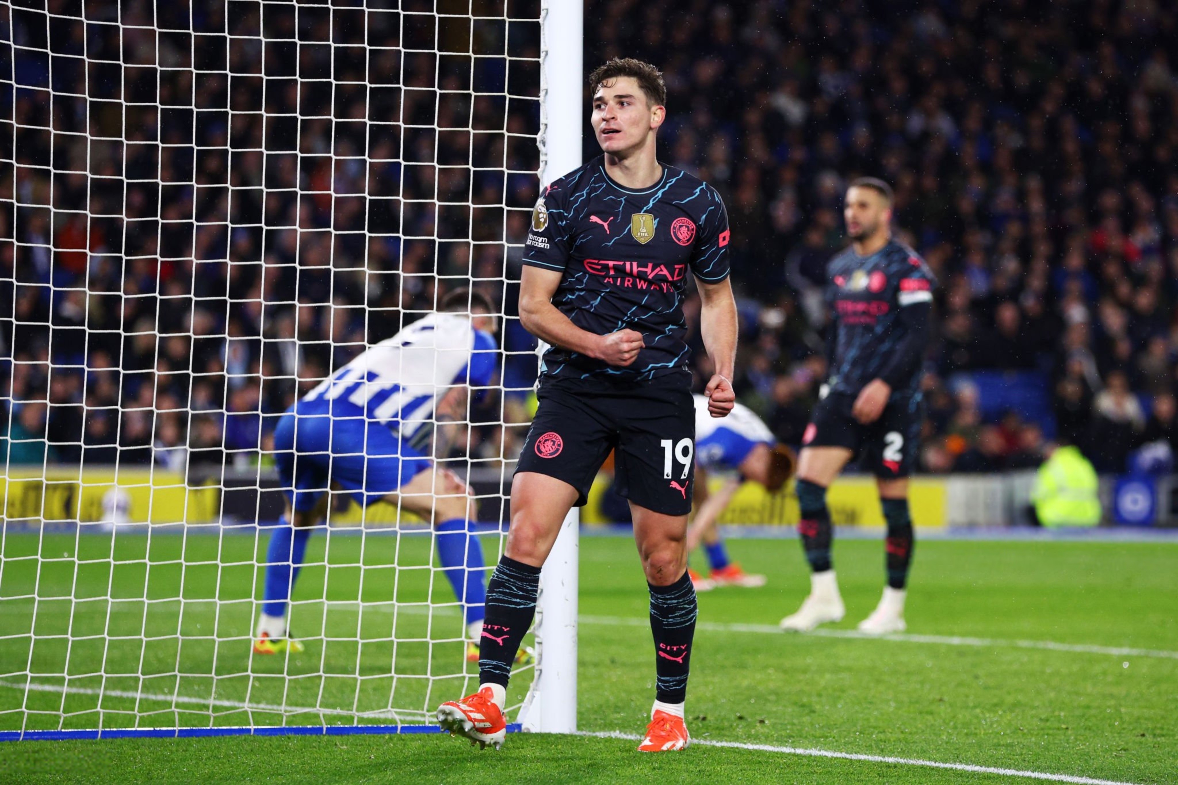 曼城客场击败南安普顿,表现强势的简单介绍 曼城客场击败南安普顿,表现强势的简单介绍