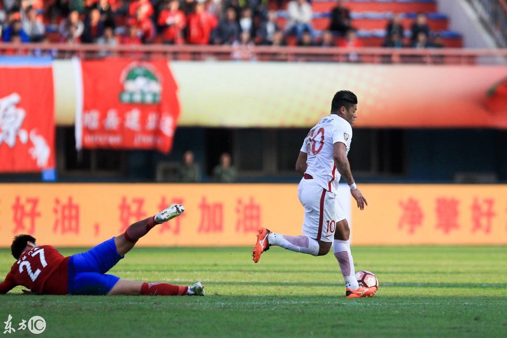 关于恒大客场大胜泰达,胡尔克梅开二度助球队豪取三分的信息 关于恒大客场大胜泰达,胡尔克梅开二度助球队豪取三分的信息