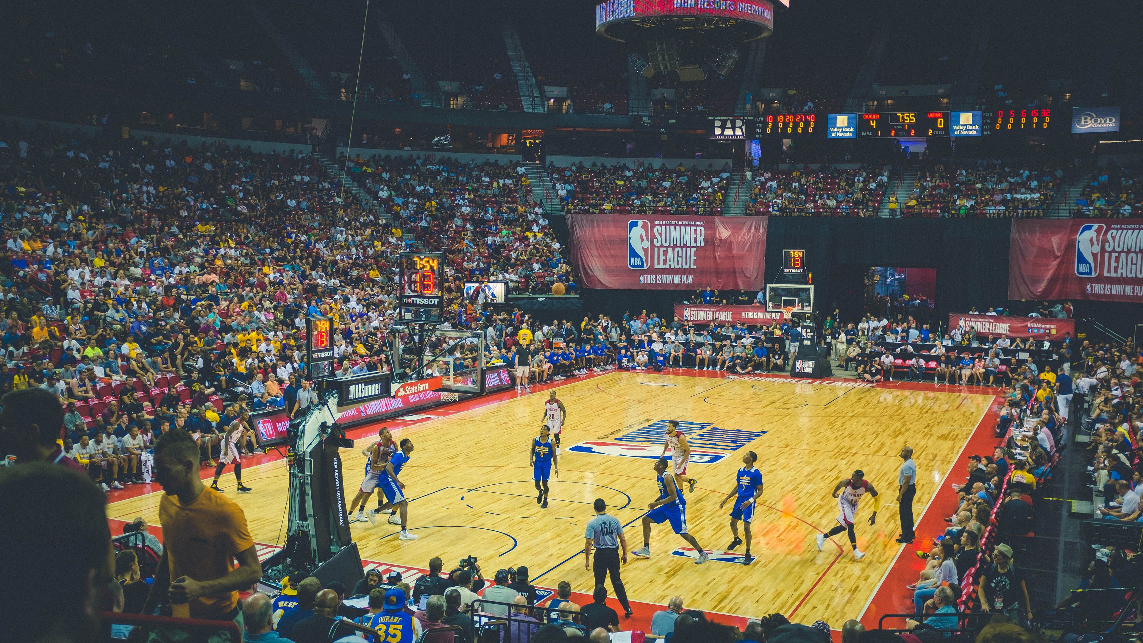 单节狂潮定乾坤，莫兰特关键先生本色，热火三节击溃灰熊